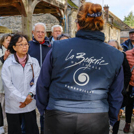 2 excursions étaient organisées pour nos seniors dans les Yvelines à la découverte à la Bergerie nationale de Rambouillet, sa ferme, ses élevages de moutons Mérinos élevés sur le site depuis 1786… Une visite agrémentée bien sûr d'un repas convivial en musique ![photos Sylvie Grima]