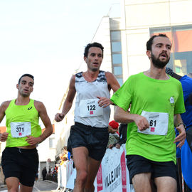 Un plateau élite relevé sur le 10km couru en moins de 29mn, de nombreux coureurs et marcheurs amateurs sur le 10, le 5 et le Run'N'Bike, et la relève déjà assurée avec les courses des jeunes l'après-midi!