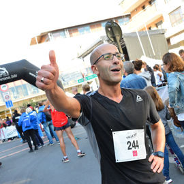 Un plateau élite relevé sur le 10km couru en moins de 29mn, de nombreux coureurs et marcheurs amateurs sur le 10, le 5 et le Run'N'Bike, et la relève déjà assurée avec les courses des jeunes l'après-midi!