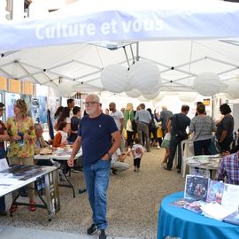 Plus de 5000 villejuifois au rendez-vous de la rentrée pour découvrir et s'inscrire aux nombreuses activités sportives, culturelles ou associatives.