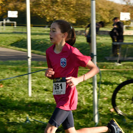 Dimanche 13 novembre, l'ASFI Villejuif Athlétisme organisait son 1er cross à destination des jeunes, au Parc Départemental des Hautes Bruyères. Pour cet évènement sportif, 17 clubs ont fait le déplacement avec plus de 500 athlètes âgé·e·s de 6 à 14 ans (catégorie Eveils à Minimes) ! [Photos Lucile Cubin]