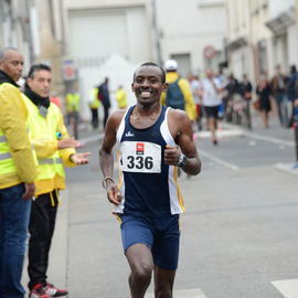 30e édition de la Corrida de Villejuif avec 2 courses adultes et 5 courses enfants.L'intégralité des photos des courses adultes sur https://t.co/T5aKXuC3KB