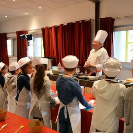 Le festival de l'alimentation et de la gastronomie pour les enfants. Des  producteurs... à l'assiette, bien manger et se dépenser : ateliers, démonstrations, dégustations...