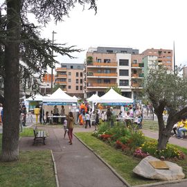 Vous étiez plusieurs milliers à parcourir les différents espaces thématiques du Forum de Rentrée, pour profiter des démonstrations et animations gratuites, et pour aller à la rencontre des 130 associations et clubs sportifs et des 20 services municipaux présents pour vous présenter leurs activités, On espère que chacun a pu trouver son bonheur pour s'épanouir cette année !