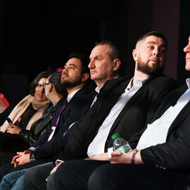 Déjà la 6e édition du Villejuif Boxing Show. Une soirée de qualité cette année encore avec des combats de haut niveau national et international en boxe anglaise et boxe pieds-poings. [photos Sylvie Grima / Lucile Cubin]