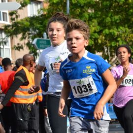 De la Pouss'jeunes à la marche/course "Pitchounes", en passant par les courses scolaires, les enfants ont mis le feu au bitume !