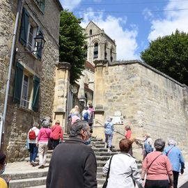 Parcours guidé sur les pas du peintre Van Gogh, au cœur de la période impressionniste, dans le village où le génie a posé son chevalet en 1890. Une balade picturale terminée par un goûter.