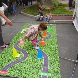 Vous étiez plusieurs milliers à parcourir les différents espaces thématiques du Forum de Rentrée, pour profiter des démonstrations et animations gratuites, et pour aller à la rencontre des 130 associations et clubs sportifs et des 20 services municipaux présents pour vous présenter leurs activités, On espère que chacun a pu trouver son bonheur pour s'épanouir cette année !