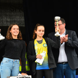 Un plateau élite relevé sur le 10km couru en moins de 29mn, de nombreux coureurs et marcheurs amateurs sur le 10, le 5 et le Run'N'Bike, et la relève déjà assurée avec les courses des jeunes l'après-midi!