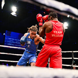 Déjà la 6e édition du Villejuif Boxing Show. Une soirée de qualité cette année encore avec des combats de haut niveau national et international en boxe anglaise et boxe pieds-poings. [photos Sylvie Grima / Lucile Cubin]