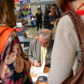 Le festival de rentrée littéraire de Villejuif, tout public et mêlant littérature et bande dessinée, avec une trentaine d'auteurs, confirmés ou invités pour leur premier roman.