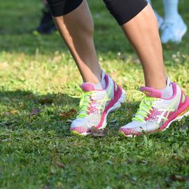 Une grande fête du sport avec près de 1500 coureur·se·s sur les 5/10km, courses jeunes et familles.Les vainqueurs des 10km ont battu le record de l'épreuve, avec la 8e meilleure performance mondiale chez les femmes!1700 euros ont été reversés à l’association Une maison au cœur de la vie, qui vient en aide aux familles dont les enfants sont hospitalisés à l’Institut Gustave-Roussy. Un grand merci aux 150 bénévoles, aux associations villejuifoises, et à tous les services de la ville.[Photos ©Anja Simonet / ©Raphaël Garnier]