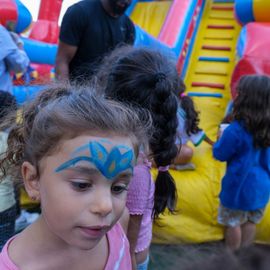 Proposées par les habitants dans le cadre de Villejuif respire, les fêtes de quartier Hautes-Bruyères et Lebon-Lamartine, samedi 27 août, ont permis aux habitants de prolonger les vacances d'été ou de se retrouver pour celles et ceux qui revenaient de congés.[Photos Sylvie Grima]