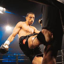 Revivez en images cette 3e édition du prestigieux gala de boxe, du ring aux coulisses.