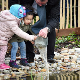 Samedi 23 novembre ont été inaugurés le jardin municipal des Plantes, nouveau parc de 3200m2 avenue de la République, et la Maison de la Nature, rue René Hamon.