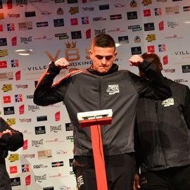 1ère édition du Villejuif Boxing Show, gala de boxe anglaise amateur et boxe pieds-poings pro. Un évènement à guichet fermé avec de prestigieux titres en jeu!