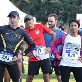 Une grande fête du sport avec près de 1500 coureur·se·s sur les 5/10km, courses jeunes et familles.Les vainqueurs des 10km ont battu le record de l'épreuve, avec la 8e meilleure performance mondiale chez les femmes!1700 euros ont été reversés à l’association Une maison au cœur de la vie, qui vient en aide aux familles dont les enfants sont hospitalisés à l’Institut Gustave-Roussy. Un grand merci aux 150 bénévoles, aux associations villejuifoises, et à tous les services de la ville.[Photos ©Anja Simonet / ©Raphaël Garnier]