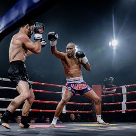 Une 4e édition du VBS qui met à l'honneur les femmes avec 3 combats féminin en boxe anglaise et pieds-poings.[Photos Lucile Cubin - Alex Bonnemaison - Sylvie Grima - Direction de la Communication]