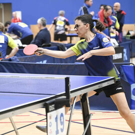 Les 20 et 21 avril, Villejuif accueillait pour la 1ère fois à la halle Collette Besson le Championnat de France de tennis de table FSGT. Cet évènement national a enregistré son record de participation, avec 66 équipes et 218 joueurs. [photos Lucile Cubin]