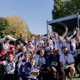 Avec près de 800 coureur·se·s et marcheur·se·s le matin et autant de jeunes et de familles l'après-midi, cette 34e édition a été de nouveau un événement sportif majeur à Villejuif et une journée de fête dans le parc des hautes-Bruyères baigné par le soleil d'automne !