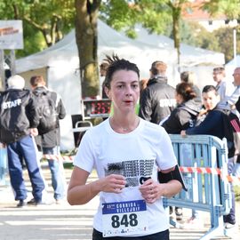 Une grande fête du sport avec près de 1500 coureur·se·s sur les 5/10km, courses jeunes et familles.Les vainqueurs des 10km ont battu le record de l'épreuve, avec la 8e meilleure performance mondiale chez les femmes!1700 euros ont été reversés à l’association Une maison au cœur de la vie, qui vient en aide aux familles dont les enfants sont hospitalisés à l’Institut Gustave-Roussy. Un grand merci aux 150 bénévoles, aux associations villejuifoises, et à tous les services de la ville.[Photos ©Anja Simonet / ©Raphaël Garnier]