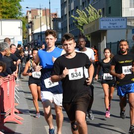 Des courses pour tous avec un 5km, un 10km qualificatifs championnat de France + une marche de 5 km. 