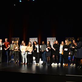 Les jeunes Villejuifois se sont rendus nombreux à cette soirée en leur honneur, pour récompenser leur réussite aux examens de tous niveaux (Bac, BEP, Master...) au cours de l'année 2018, et ponctuée d'une grande tombola et du concert de Nessryne.