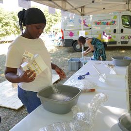 Le 1er village Villejuif respire 2022 s'est installé dans le parc des Hautes-Bruyères et dans la cité du Vercors, avec son lot d'animations et la fête du 13 juillet![Photos Lucile Cubin / Direction de la Communication]