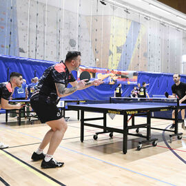 Les 20 et 21 avril, Villejuif accueillait pour la 1ère fois à la halle Collette Besson le Championnat de France de tennis de table FSGT. Cet évènement national a enregistré son record de participation, avec 66 équipes et 218 joueurs. [photos Lucile Cubin]