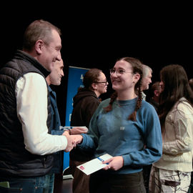 Félicitations à tous les nouveaux diplômés, récompensés vendredi 8 décembre lors de la soirée en leur honneur au Théâtre Romain Rolland.[Photos Lucile Cubin]