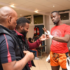 La 2e édition du gala de boxe Villejuif Boxing Show a tenu ses promesses avec des combats de grande qualité et 3 ceintures WKN remportées par les boxeurs villejuifois.