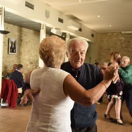 Pendant une semaine, les Seniors à l'honneur pour changer notre regard sur les aînés et briser les idées reçues: conférences, échanges intergénérationnelles, théâtre, ateliers santé et sécurité, initiations sportives…