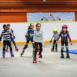 "Bien dans son corps, bien dans sa tête et bien dans sa Ville": autour de ces thématiques, du 14 au 19 novembre, Villejuif a mis en valeur le bien-être de l’enfant.De nombreuses activités étaient organisées dans toute la ville pour que les enfants puissent s’amuser, s’informer et partager un beau moment autour de leurs droits: ateliers, quizz, activités sportives, jeu de piste, chorale...