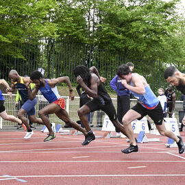 7e édition du Meeting d'athlétisme organisé par l'ASFI Villejuif Athlétisme et la Ville de Villejuif au stade Louis Dolly.Un grand bravo aux athlètes pour leurs performances , et aux bénévoles pour l'organisation de cet évènement sportif majeur. [Photos Lucile Cubin]