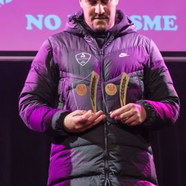 Plus de 350 acteurs du mouvement sportif étaient présents lors de l’évènement en leur honneur le samedi 7 janvier.Félicitations aux médaillés pour leurs performances, aux indispensables bénévoles pour leur dévouement quotidien et aux agents du service public communal qui permettent la pratique sportive.