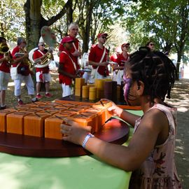 Le 1er village Villejuif respire 2022 s'est installé dans le parc des Hautes-Bruyères et dans la cité du Vercors, avec son lot d'animations et la fête du 13 juillet![Photos Lucile Cubin / Direction de la Communication]