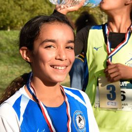 Dimanche 13 novembre, l'ASFI Villejuif Athlétisme organisait son 1er cross à destination des jeunes, au Parc Départemental des Hautes Bruyères. Pour cet évènement sportif, 17 clubs ont fait le déplacement avec plus de 500 athlètes âgé·e·s de 6 à 14 ans (catégorie Eveils à Minimes) ! [Photos Lucile Cubin]