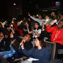 Les jeunes Villejuifois se sont rendus nombreux à cette soirée en leur honneur, pour récompenser leur réussite aux examens de tous niveaux (Bac, BEP, Master...) au cours de l'année 2018, et ponctuée d'une grande tombola et du concert de Nessryne.