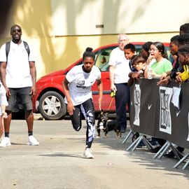 Samedi 22 juin, les Golden Blocks débarquaient à Villejuif avec 3 challenges d'athlétisme pour les jeunes de 8 à 16 ans: Sprint en duel / High Jump / Mile. Le tout entrecoupé d'animations Breakdance / BMX / Hip-Hop / DJ / Double Dutch...