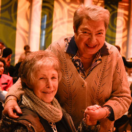 Cette année, le banquet des Seniors était de retour aux Esselières.Un rendez-vous convivial très attendu pour débuter l'année, et qui n'avait pas eu lieu depuis la crise sanitaire, remplacé par un banquet en plein air en juin.[Photos Lucie Cubin / Alex Bonnemaison]