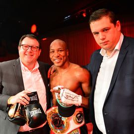 1ère édition du Villejuif Boxing Show, gala de boxe anglaise amateur et boxe pieds-poings pro. Un évènement à guichet fermé avec de prestigieux titres en jeu!