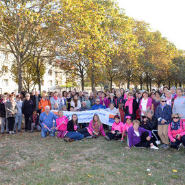 Pour Octobre Rose, la municipalité et les villejuifois se mobilisent pour soutenir la lutte contre le cancer du sein.