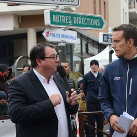 30e édition de la Corrida de Villejuif avec 2 courses adultes et 5 courses enfants.L'intégralité des photos des courses adultes sur https://t.co/T5aKXuC3KB