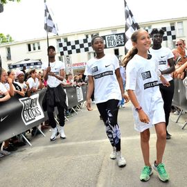 Samedi 22 juin, les Golden Blocks débarquaient à Villejuif avec 3 challenges d'athlétisme pour les jeunes de 8 à 16 ans: Sprint en duel / High Jump / Mile. Le tout entrecoupé d'animations Breakdance / BMX / Hip-Hop / DJ / Double Dutch...