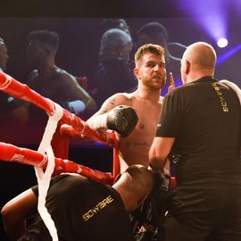 Une 4e édition du VBS qui met à l'honneur les femmes avec 3 combats féminin en boxe anglaise et pieds-poings.[Photos Lucile Cubin - Alex Bonnemaison - Sylvie Grima - Direction de la Communication]