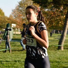 Dimanche 13 novembre, l'ASFI Villejuif Athlétisme organisait son 1er cross à destination des jeunes, au Parc Départemental des Hautes Bruyères. Pour cet évènement sportif, 17 clubs ont fait le déplacement avec plus de 500 athlètes âgé·e·s de 6 à 14 ans (catégorie Eveils à Minimes) ! [Photos Lucile Cubin]