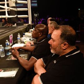 Une 4e édition du VBS qui met à l'honneur les femmes avec 3 combats féminin en boxe anglaise et pieds-poings.[Photos Lucile Cubin - Alex Bonnemaison - Sylvie Grima - Direction de la Communication]