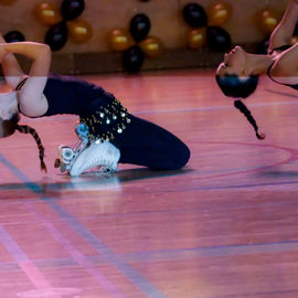 Dimanche 28 janvier, l'USV Roller Skating accueillait pour la 1ère fois ce week-end à la Halle des sports Colette Besson un gala de patinage artistique. Patineuses et patineurs de tout âge sont venus présenter, en groupe ou en solo, leurs chorégraphies sur le thème des musiques de films. [photos Sylvie Grima]