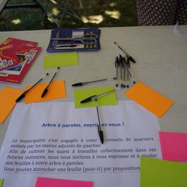 Le 1er village Villejuif respire 2022 s'est installé dans le parc des Hautes-Bruyères et dans la cité du Vercors, avec son lot d'animations et la fête du 13 juillet![Photos Lucile Cubin / Direction de la Communication]
