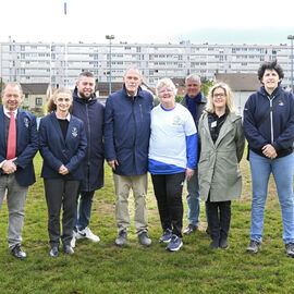 La section Rugby Santé du RCVB accueillait le tournoi annuel organisé par la Ligue Ile de France de Rugby. Au delà du tournoi sportif, c'était toute une journée de découverte et de sensibilisation avec des ateliers, une exposition, des échanges avec des professionnels de la santé et associations (La Niaque L'Asso, Jean Hin, l'association AFA, Soeur d'encre...). [photos Lucile Cubin]